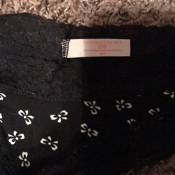 PINK Victoria’s Secret Extra low rise Cheeksters - Picture 5 of 7